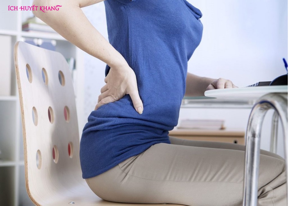Chị em có thể bị đau lưng, đau hông trước và trong kỳ hành kinh